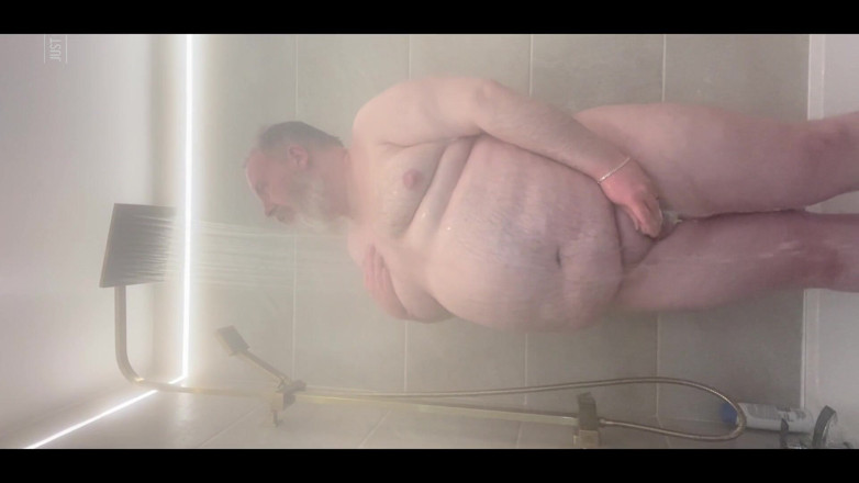 KitCameronXXX: Když mluvíme o, Čas na sprchu