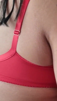 D cup červená krajka velká podprsenka