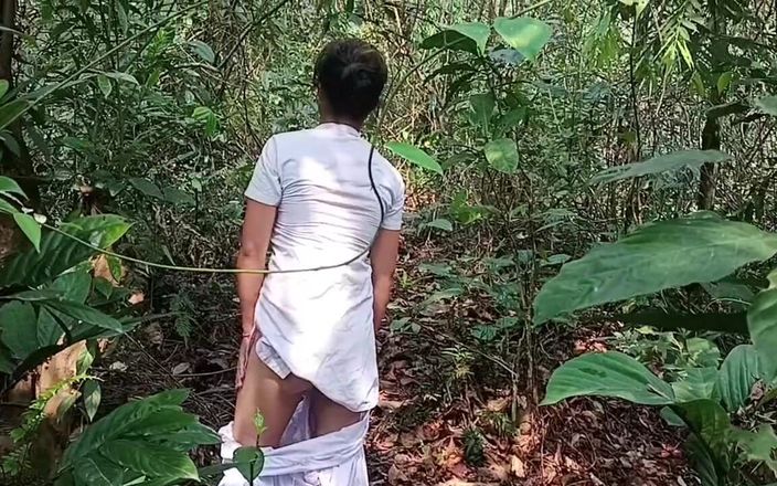 Anjaliraj: Я жду свою студентку в джунглях