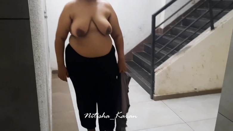 Karan Nitisha: gova jaate samay tren men choosna