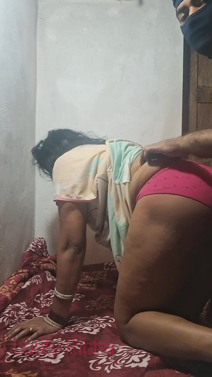Lusty Richa: Desi Sexy Bhabhi Fucking with Secret Lover