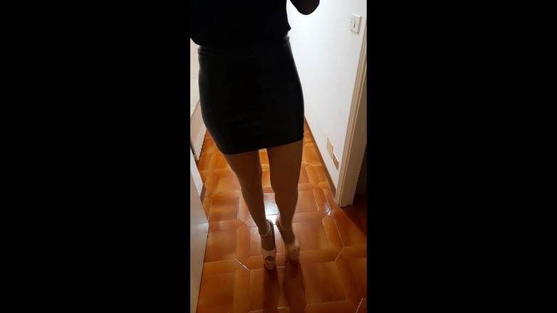 LauraOnHeels: Máy bay bà già đi giày cao gót cực đỉnh và đi bộ...