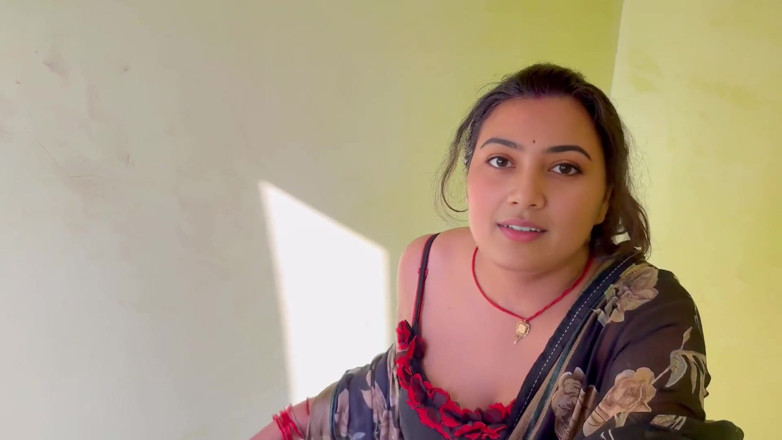 Hotty_ragini: Landlord Asks for Mike and Leaves Badly After Not Paying...