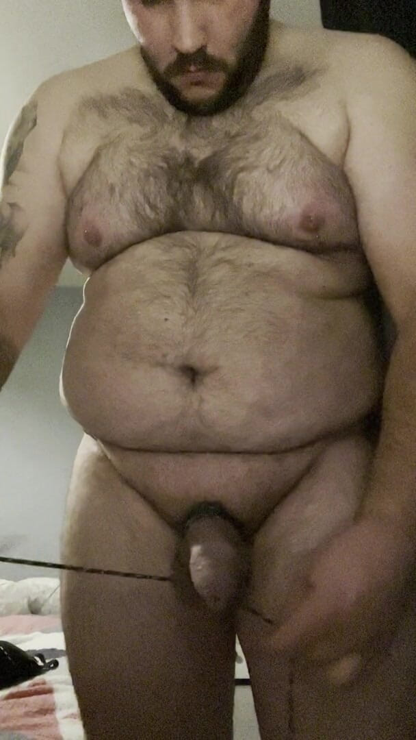 Shaun Cbt: Crossdressers anales esposadas polla y bola con pezones perforados