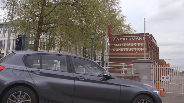 Club Anissa Kate: 3 grote pikken, anaal, dubbel anaal voor slet
