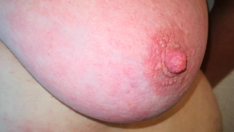 Bouncy Tits Action: 好好拍打这个奶子