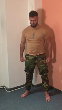 Maximo soldier lagi olahraga