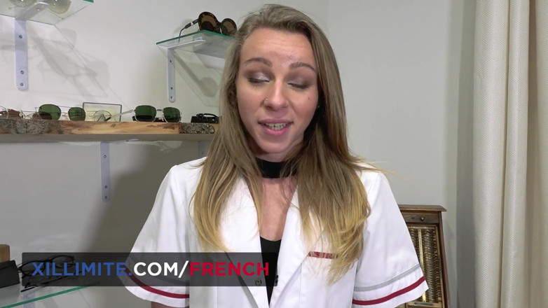 French girls at work: Fransız optikçi Angel Emily ile sert anal seks