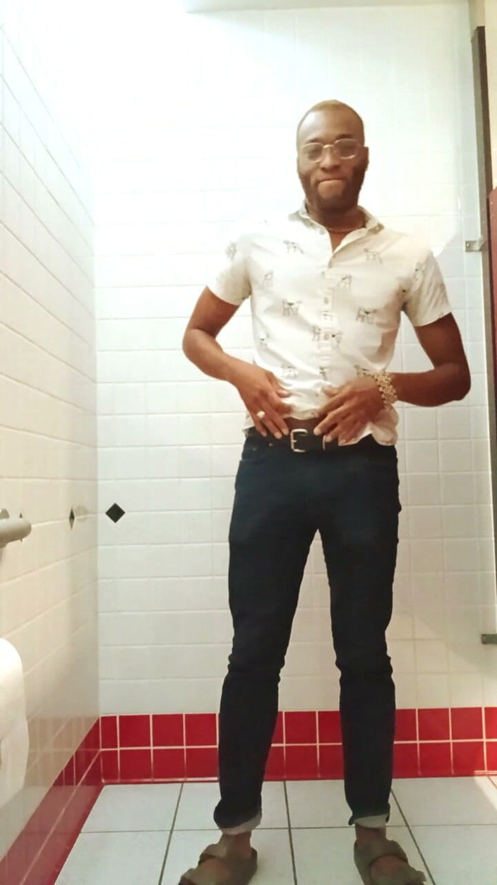 Kennie Jai: Quick Piss Vid in Red Jock!