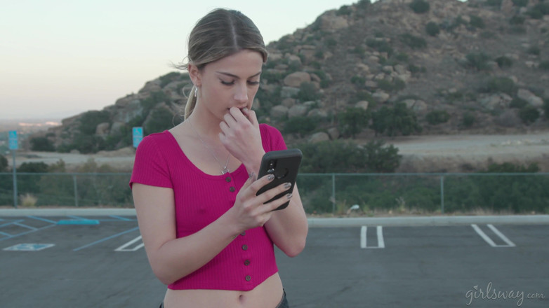 Girlsway: GIRLSWAY - Viagem na estrada