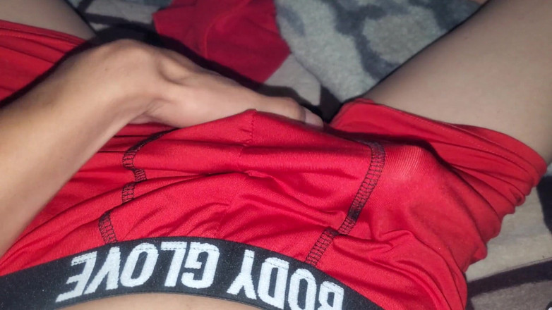 Officialztwink: Joven amigo frota polla en boxers