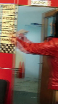 Si jalang murah Stacey Lacey dikongkek pepek dan mukanya diliputi air mani