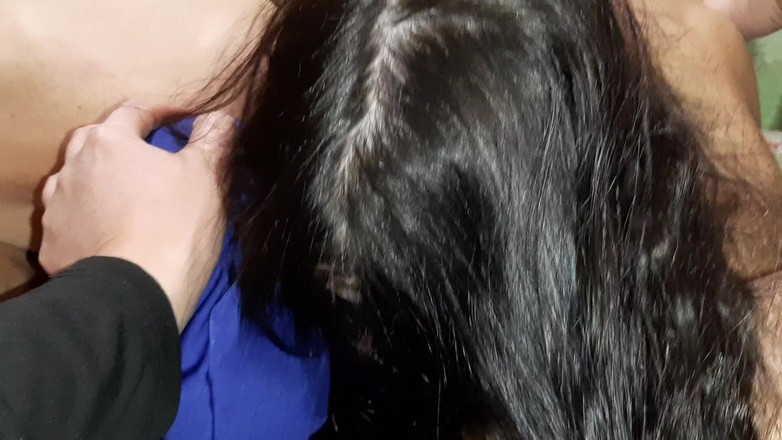 Lesbian-illusion: Moje dvě děvky nejprve vášnivě lízají moje nohy a pak...