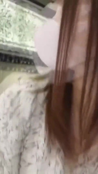 렌트 여친은 놀라운 곡선과 저항 할 수없는 화학으로 F 컵의 아름다움으로 밝혀졌습니다.