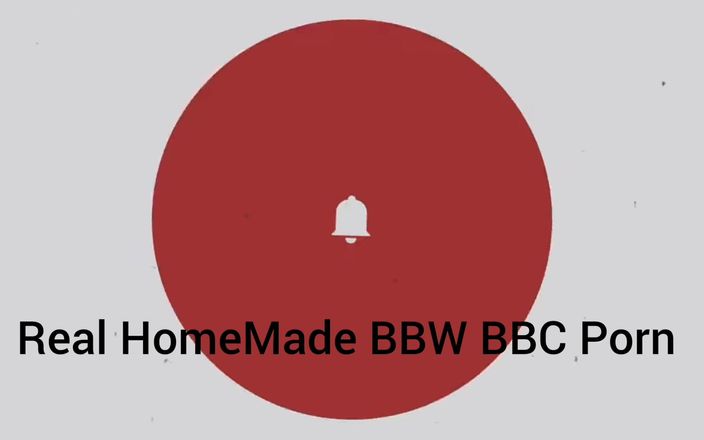 Real homemade BBW BBC porn: Cewek sange ini lagi asik muasin itilku pakai vibrator sampai...