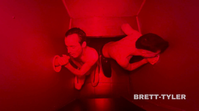 Brett Tyler: Ära hål vid valvet gay sex bastu i London