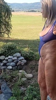 Martina Looks Great in a Sexy Blue Swimsuit!