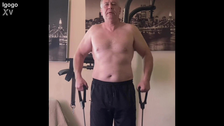 Alex Igogo: Solo Old