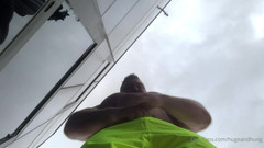 Jack stacked: बिल्डर आयरन बेंडिंग मांसपेशियों को फ्लेक्सिंग और मापना