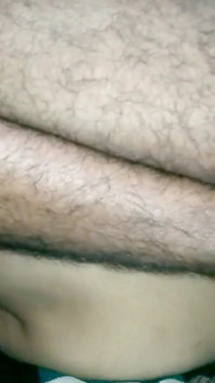 Una ragazza indiana molto calda desi viene scopata in stile desi e viene anche sborra