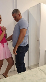 Richard Called up Naomi for Some Fun