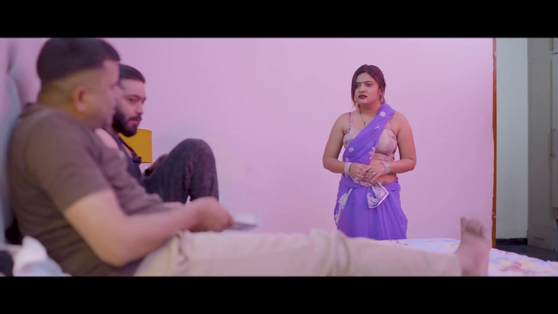 Triflicks: Pembantu rumah panas dikongkek pemilik pembantu rumah India panas dikongkek...