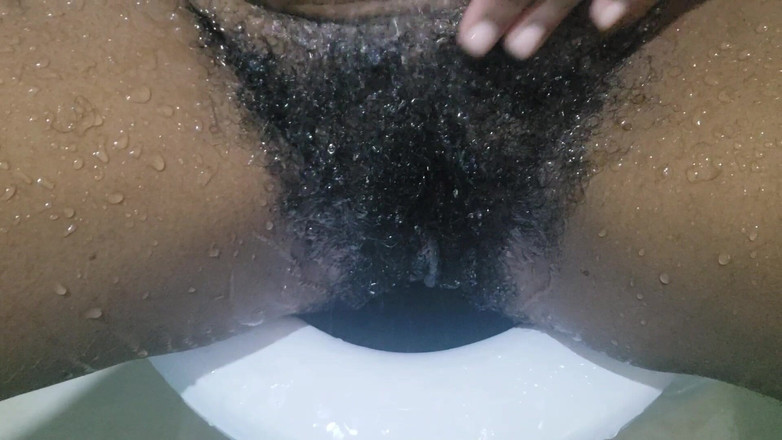 Lovemina: Část 3: Cítila jsem se tak vzrušená, ráda bych měla nekonečný...