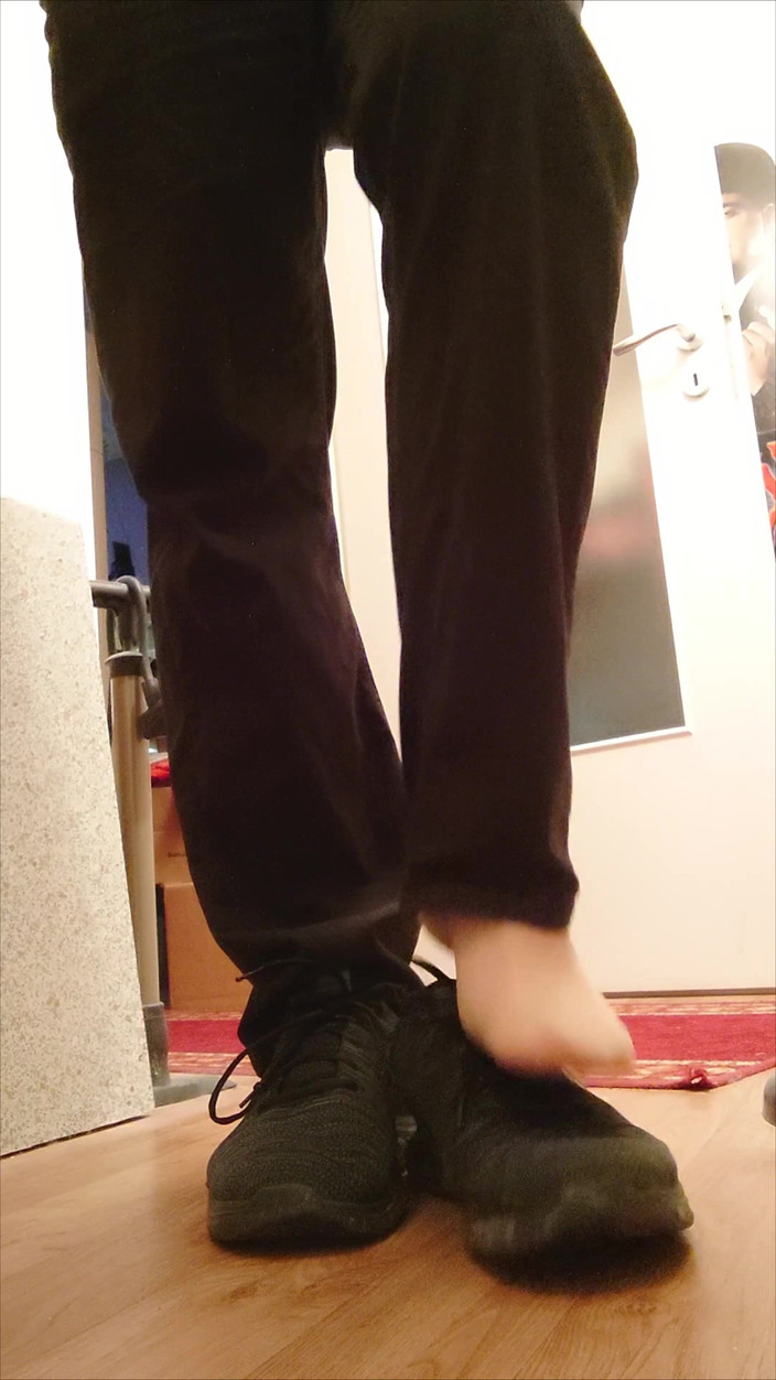 Carmen_Nylonjunge: 아침에 막 장 보고 나온 사람