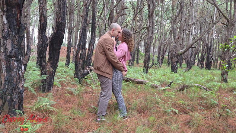 Cherry Adams: Seks Di Depan Umum Di Hutan - Hampir Terlihat Menyemprotkan Dan...