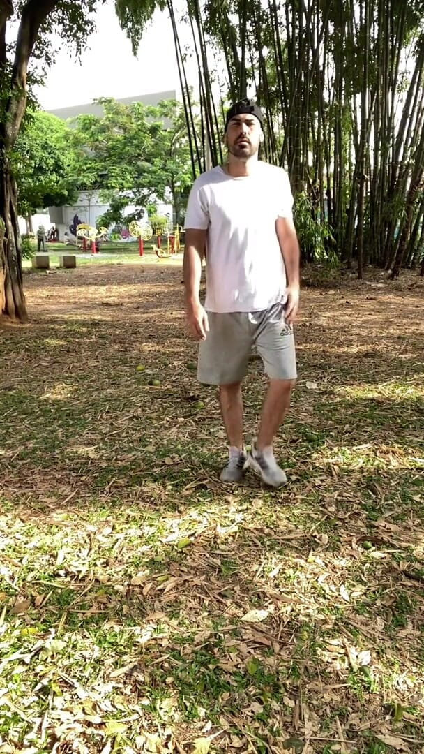 Latin mature king: 大鸡巴 射精