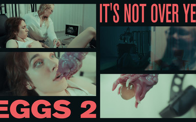 Emily Adaire: Vejce 2 - Fetiš video s Ovipositor Dildo