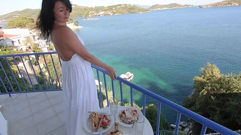 Alexandra Wett: Neplánovaný sex v hotelu! Překvapil mě a naplnil mě