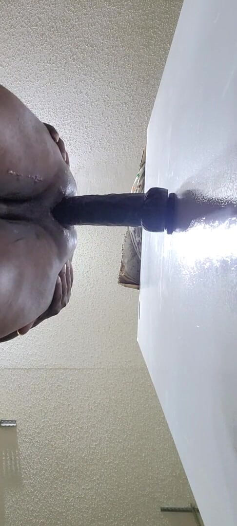 Truestarr: 14-zoll-dildo dehnt mich bis zum maximum. Es hat mich zum...