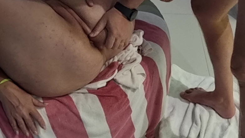 Crazy Girl: Soția Curvă Se Masturbează, Muie, Ejaculare