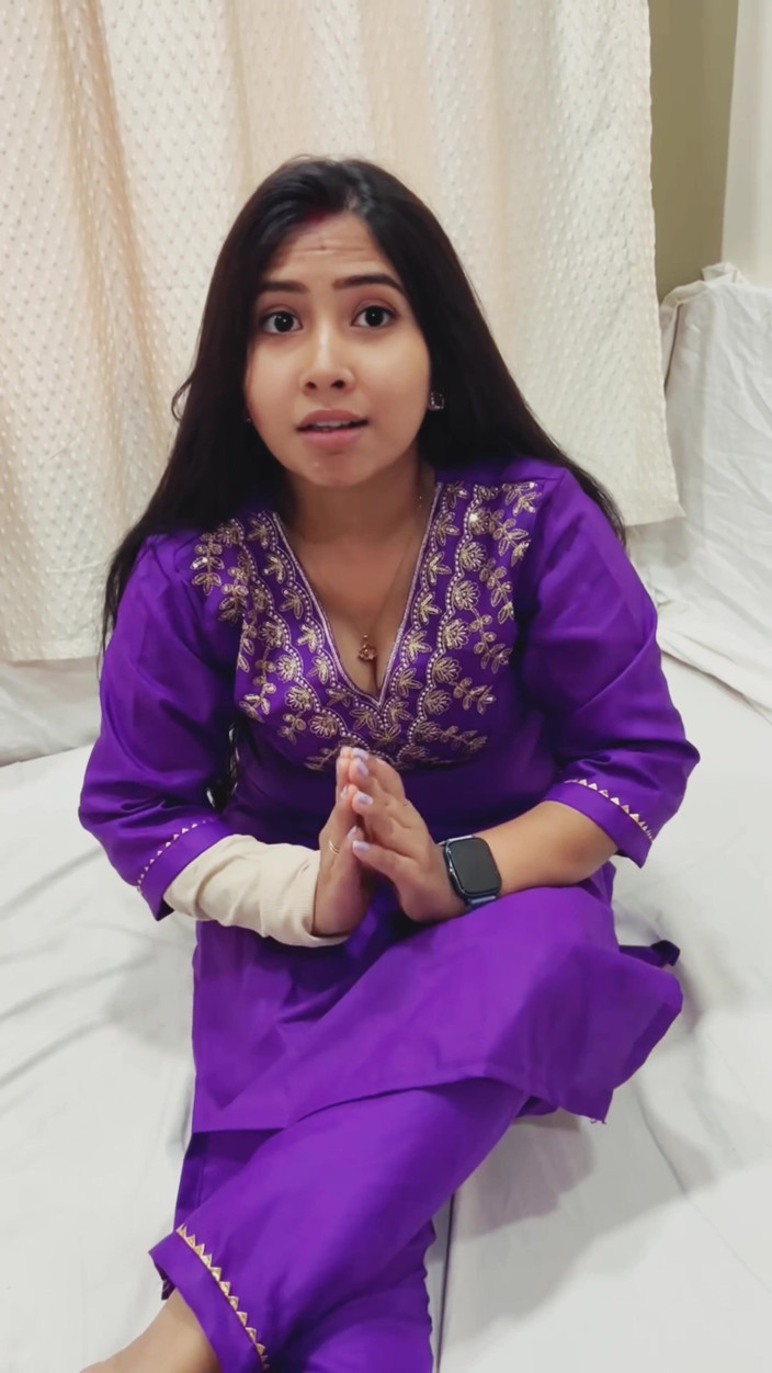 Joya-jay: Follada a la hermana de un amigo por primera vez