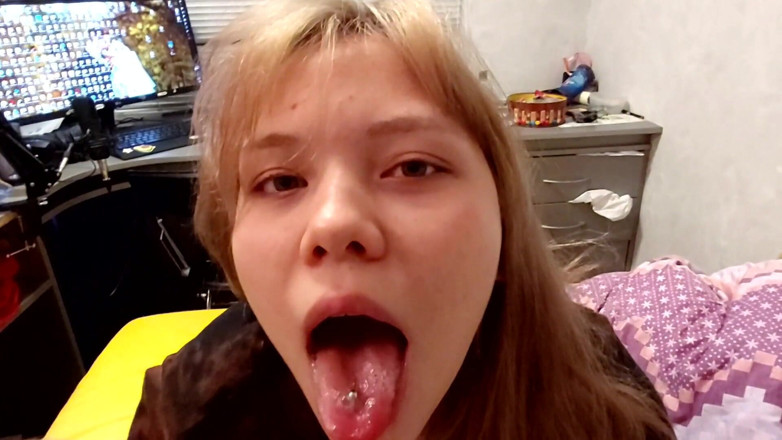 Furiyssh: Chupando pau até eu receber muito esperma na minha boca -...