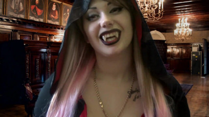 Goddess Misha Goldy: Pericoloso Vampiro punire e mungere il tuo cazzo