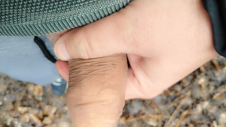 Idmir Sugary: Cheesy sucia polla sin lavar al aire libre caminando parte 1