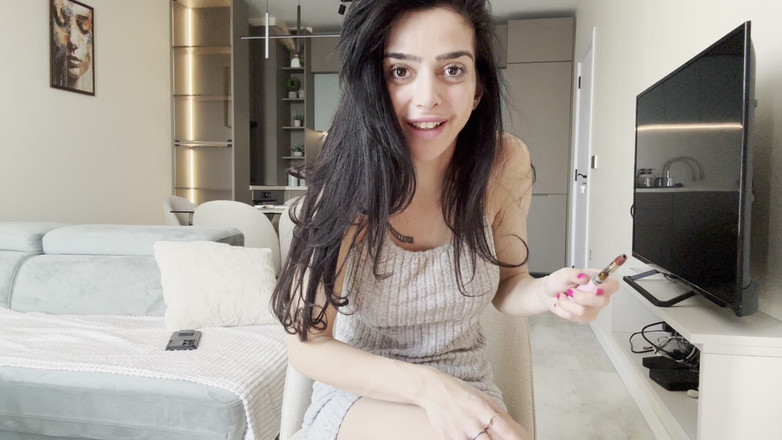 silicone_brunette: Ponížení malého penisu
