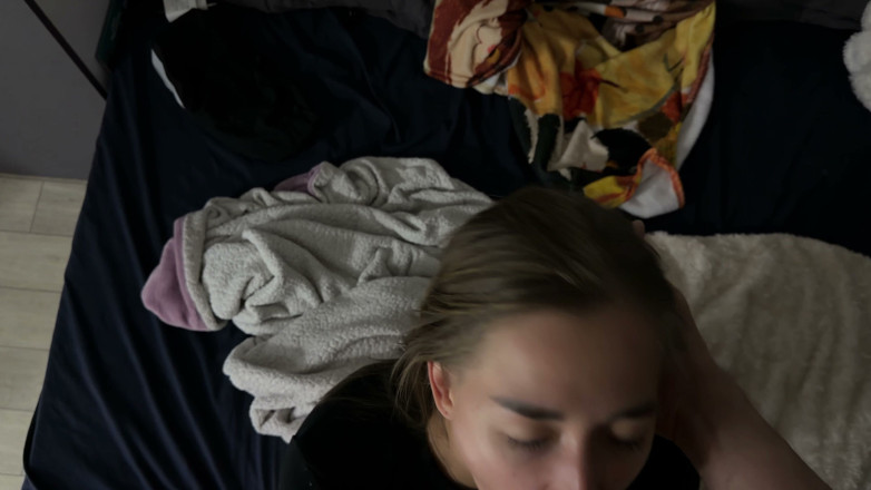 HomeVideoLive: Sexe Maison Chaud Avec Des Conversations, Petite Chatte Serrée
