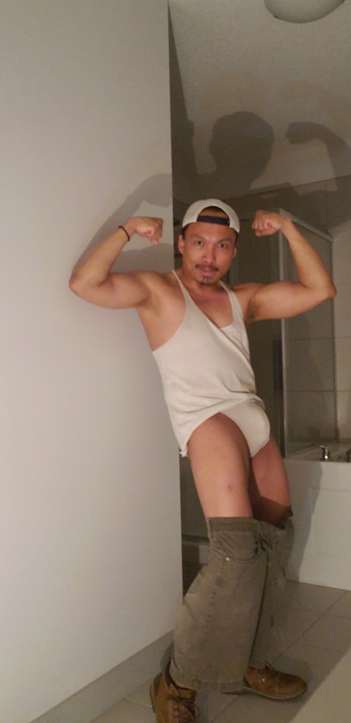 Bastian Kross: Ідіть за моїм душем!