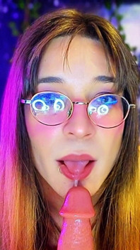 MILF Trans Girl Give the Best Blowjob