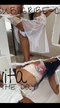 Photos of the Day Your Sexy Latina