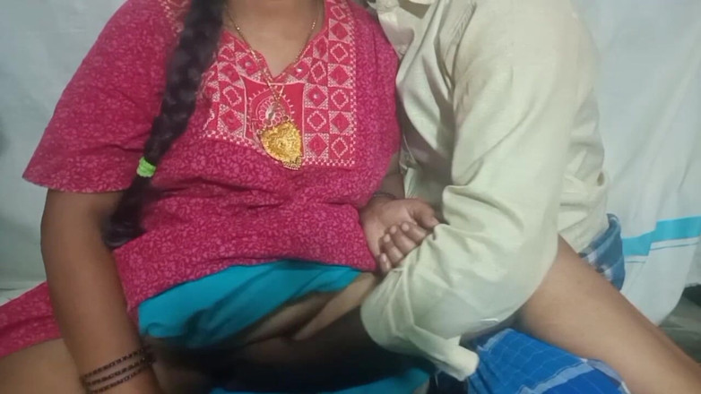 Priyanka314: Indian Kerala Mallu Aunty Sex with Boy