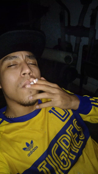 AlexAlejandro13: Cumartesi sigara içme mastürbasyonu