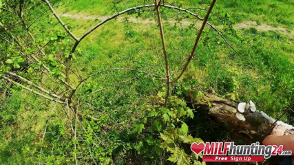 MILF Hunter 24: Охотник за милфами делает ногти Priscilla в парке! (НА АНГЛИЙСКОМ ЯЗЫКЕ)