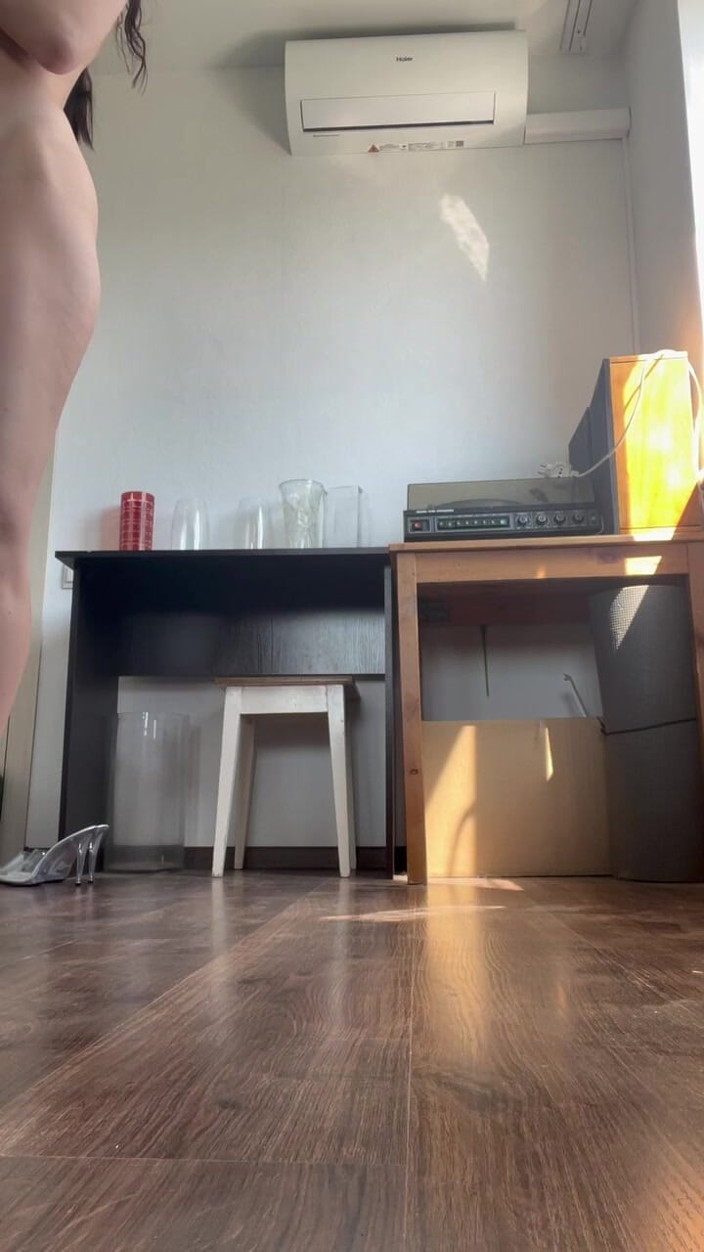 Skinny_lady69: Bilmeceler, mastürbasyon ve ayak fetişi