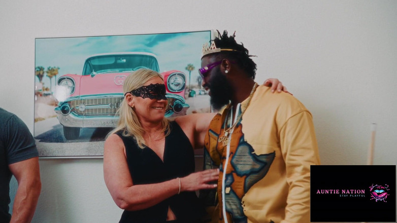 Auntie Nation: Sunday Side Piece