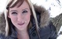 Stephprodx: 可爱的金发女郎Jessica在户外的雪地上吮吸他的坚硬鸡巴