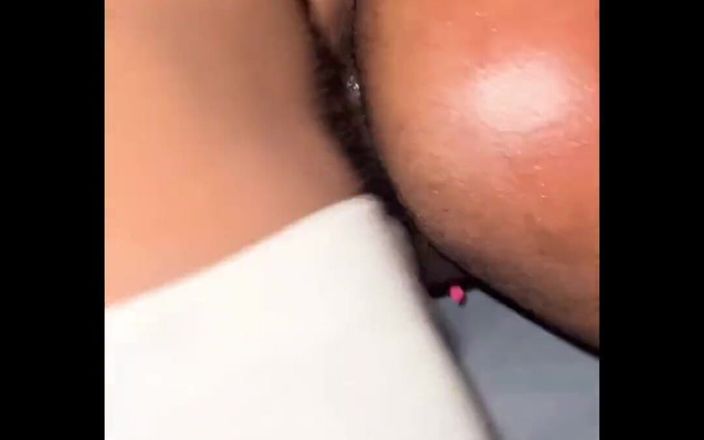 Fijii pornbox: Teen vs cizinec čůrák uprostřed noci